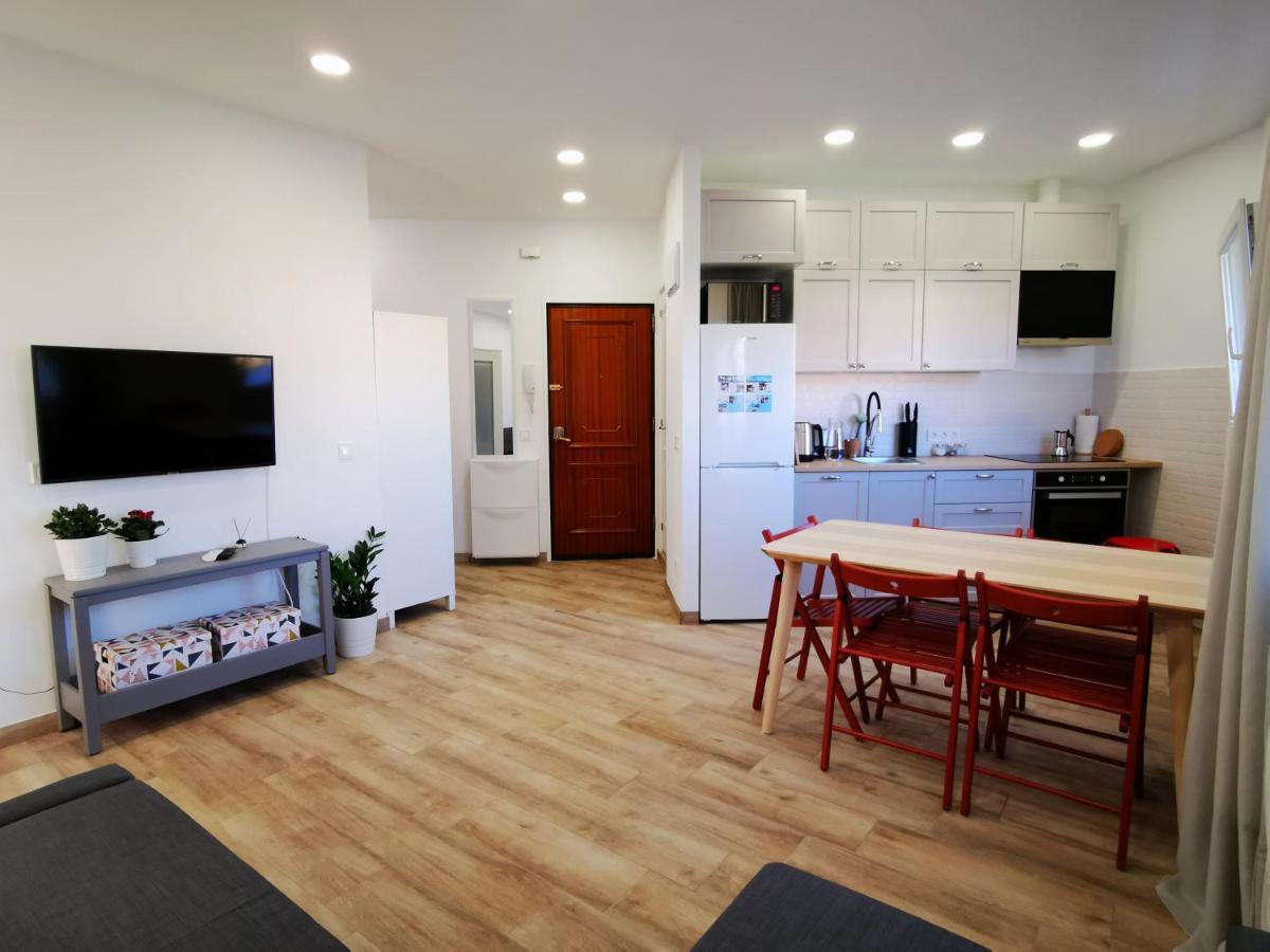 Sunnyspainholidays Apartments Малага Экстерьер фото